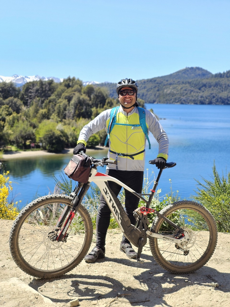 GUIADO >> PEDAL DA PATAGONIA >> SETE LAGOS >> 6 NOITES