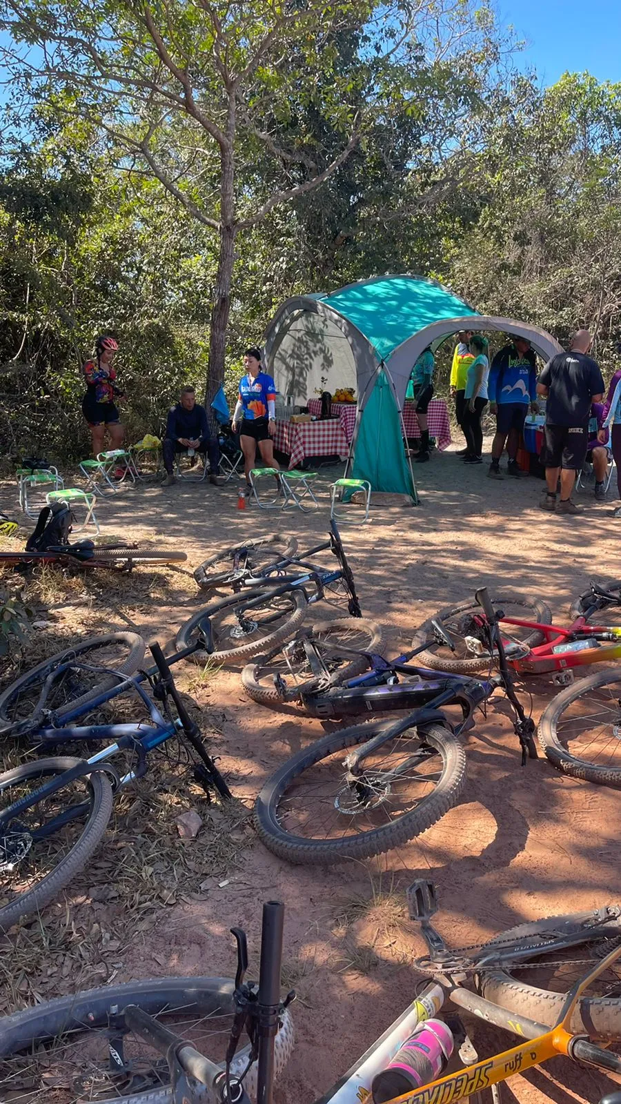 GUIADO>>VEADEIROS LADO B>>MOUNTAIN BIKE TOUR>>4 NOITES>>ACAMPAMENTO SUPERIOR - foto 12