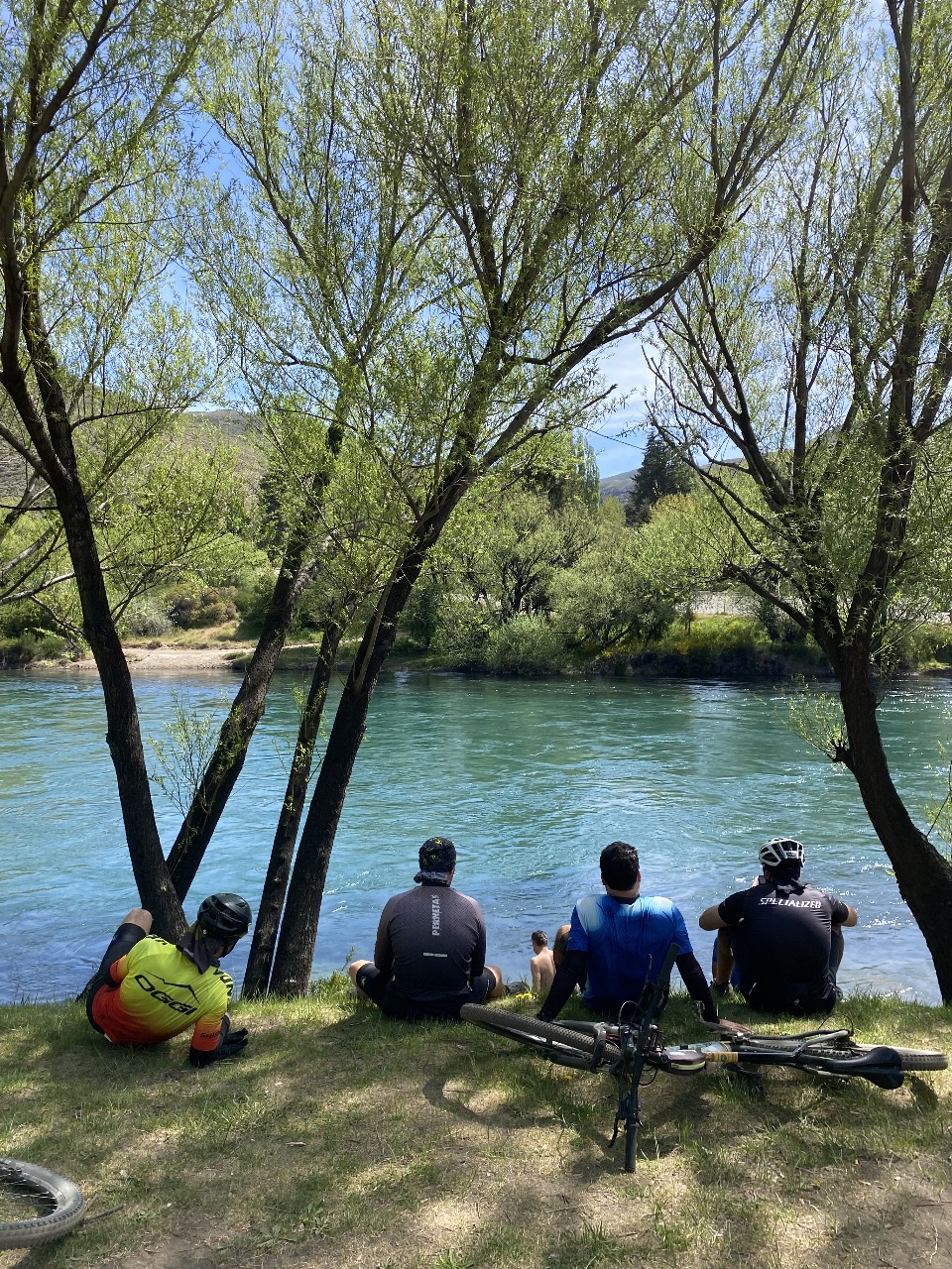 GUIADO >> PEDAL DA PATAGONIA >> SETE LAGOS >> 6 NOITES