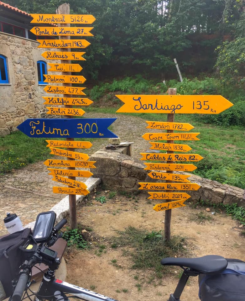 GUIADO>>SANTIAGO DE COMPOSTELA CENTRAL PORTUGUES>>7 NOITES